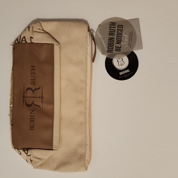 Accessory bag by Robin Ruth - Picture 3 of 4